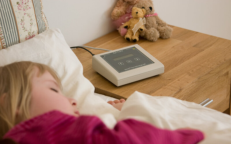 Epi Care 3000 Epilepsie Überwachung Hilfsmittel Kinder FiNiFuchs