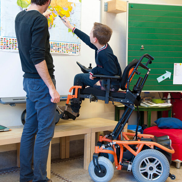 Springer E-Kinderrollstuhl-FiNiFuchs