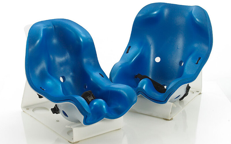 Individueller Badesitz Kinder mit Behinderung Specialised Orthotic Services FiNiFuchs
