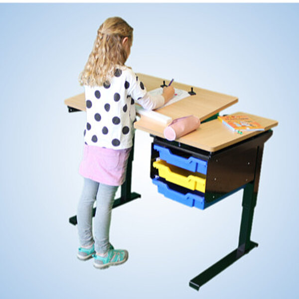 Therapietisch SCRIBA Kinder mit Behinderung Therapiestuhl FiNiFuchs Therapietisch SCRIBA Kinder mit Behinderung Therapiestuhl FiNiFuchs